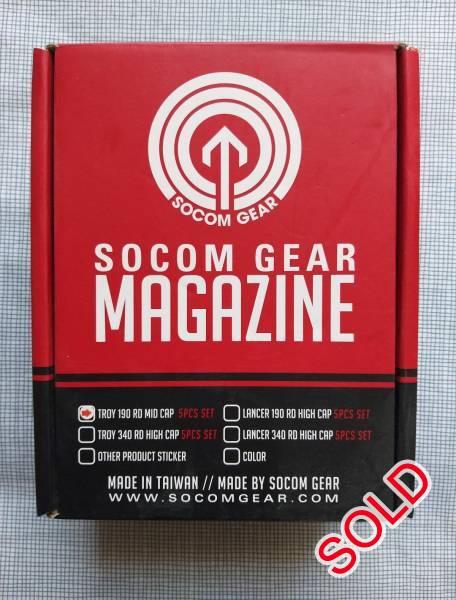 2X SOCOM gear Troy midcap magazines for AR, TWO brand new airsoft midcap magazines. For AR15/M16/M4 style airsoft AEGs. 
Made by SOCOM gear of Taiwan. Has a 190 round capacity each.

Buyer pays for courier or PostNet costs. Items will only be sent after EFT clears.