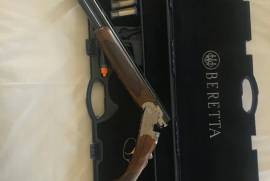 Excellent shotgun for sale, This rifle is in a very good condition. It fired less than 1000 shells. Original case included with the 5 standard chokes. Negotiable