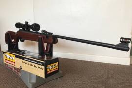 5.5mm Airgun for Sale, Spotless with brand new BSA 3-9x40 WR BSA Scope. Ideal for teaching kids shooting skills and vermin control. 