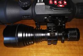 Atn X - Sight ll HD 5-20x, Complete unit with original IR illuminator and with Icarus IR illuminator. Kentli batteries x 8 and recharger. All kit in pristine condition and hardly used. 