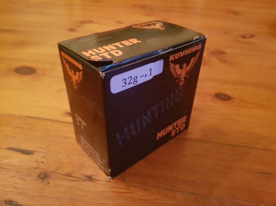 4 boxes Kuvhima Hunter Standard Shotgun Ammunition, 4 boxes of 25 Hunter Standard 12ga 32gm #1 Cartridges
