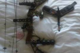  COMPOUND BOW, HARD CASE & RELEASE., PRICE NEGOTIABLE: 70 POUND (ADJUSTABLE), 28 INCH DRAW, CAMO FINISH WITH    RELEASE & HARD CASE.