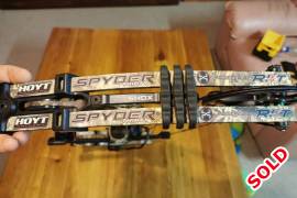 Hoyt Spyder Thirty , Hi
I'm selling my Hoyt Spyder Thirty. Comes with a Cobra Easy Slide 2 single pin sight, Trophy Taker drop away rest, Fuse stabilizer and wrist sling.28. 5