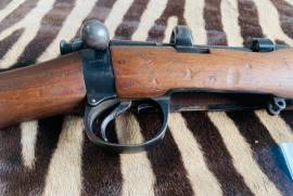 Boer wat rifle deactivated ! , 100 year old boer war rifle deactivate in good condition and non functional with paperwork !! Pls contact me for more details ! 