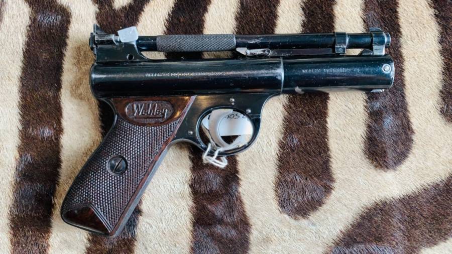 Webley .22 , Working 100% in good condition 
