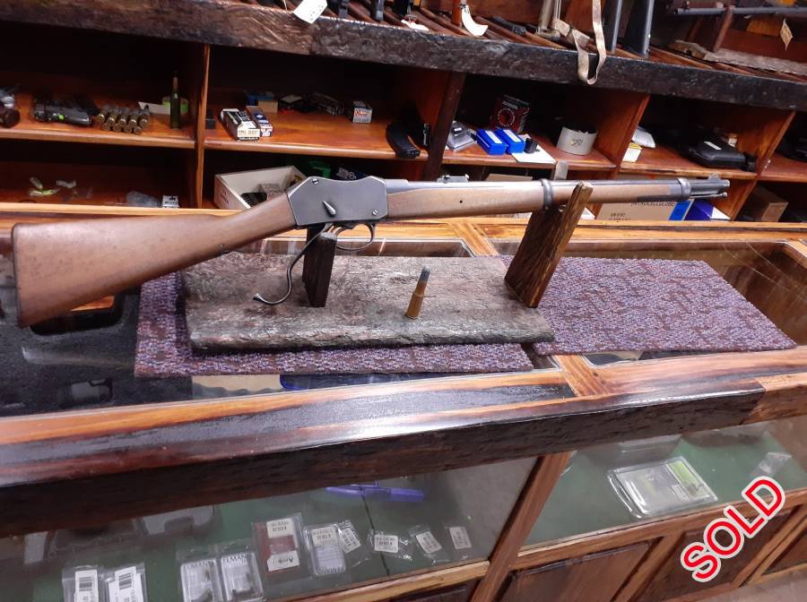 Martini Henry Rifle, Antique - For collectors item.