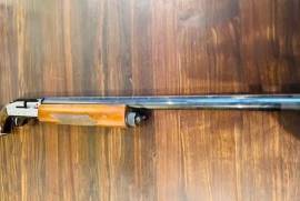 Dynamit Nobel Rottweil 67g Semi Auto 12 GA shotgun, Made in Germany
Engraved hunting scene on receiver
Vent ribbed barrel