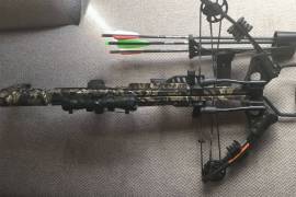 Rocky Mountain Crossbow RM415, Rocky Mountian RM415 Crossbow
Draw Weight: 220lbs
String Length: 34.5