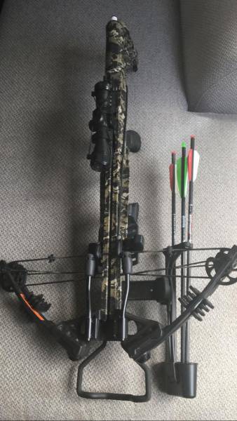 Rocky Mountain Crossbow RM415, Rocky Mountian RM415 Crossbow
Draw Weight: 220lbs
String Length: 34.5