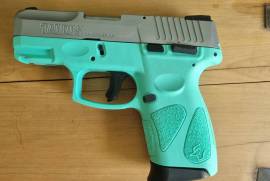 Taurus G2C 9mm P for sale, Taurus G2C 9mmP
Cyan frame/Silver slide
3 x mags
Holster
Carry Case
Less than 50 rounds fired 
R6000