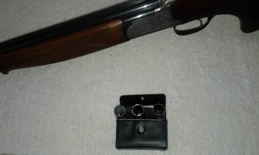Lanber Shotgun for Sale, Lanber o/u shotgun in good condition.
3 Chokes
29½ inch barrels
Adjustable stock
Shotgun bag