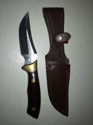 Nieto hunt, Nieto hunting knife. Contact me on Whattsup for more photos 0828516548