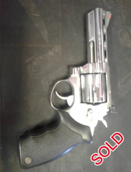 Revolvers, Revolvers, Taurus 357 Mag S/S Rev 4 Inch , R 5,500.00, Taurus, 357 Mag, Like New, South Africa, Province of the Western Cape, Bellville