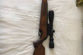 Air Arms, Air Arms TX200 + Hawke Airmax 4-12 Scope + Bag + Pellets.
Lovely rifle. Selling to fund PCP
 