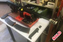 12ga uzkon AR type shotgun, 12ga Uzkon AR type shotgun.
including 3 X mags
sight
chokes and muzzel brake
other small modification for sport shooting