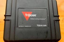 Trijicon RMR Dual Illuminated Reflex Sight , Comes with Trijicon mounting base 