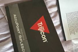 Trijicon AccuPoint TR25 (in a box - like new), Trijicon AccuPoint TR25 (in a box - like new) - used twice