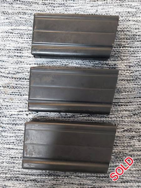 FNFAL/R1 Rifle Magazines, 3 X R1/FN FAL 20-round magazines for sale at R600-00 per magazine or R1500-00 for all three. Magazines are slightly used, 100 % functional and in excellent condition as shown. Shipping via PUDO/Courier Guy for buyers cost or pickup in Pietermaritzburg