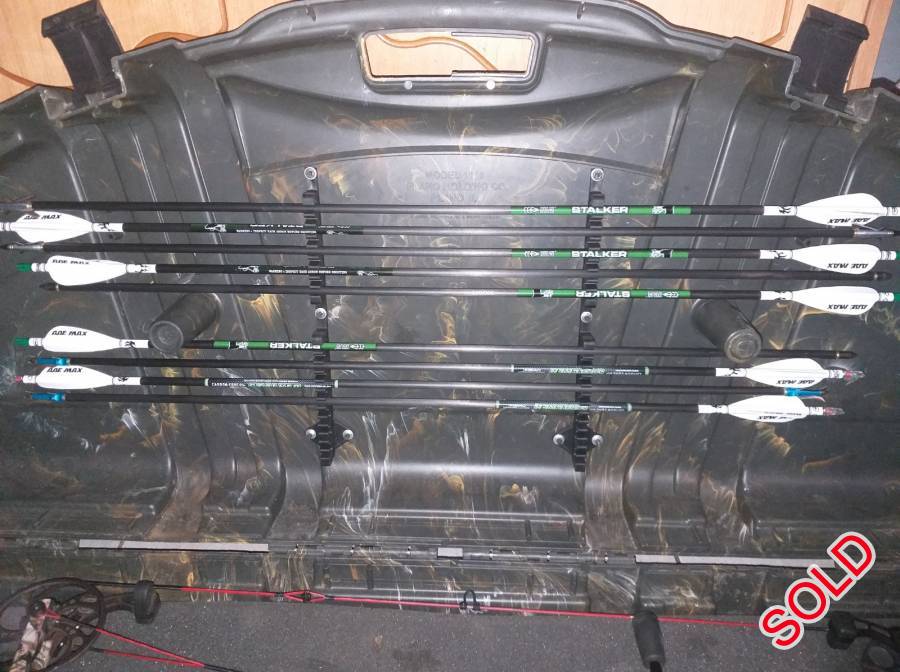 Mathews dxt , Selling a mathews dxt 70 pound at 30 inch ,right hand bow. 
Comes with hard bow case , 10 300 spine arrows , 6 new never used nap sling blade broadheads and 3new never used nap spitfire max broadheads, mathews 5arrow quiver, trophy ridge 5 pin sight , limb drive rest and stabilizer.  Very smooth shooting bow. 