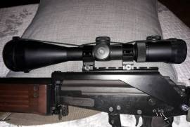 Lynx 2.5-10x56 IR, This scope works well in low light condition. Very clear. 1/4 moa with side focus.