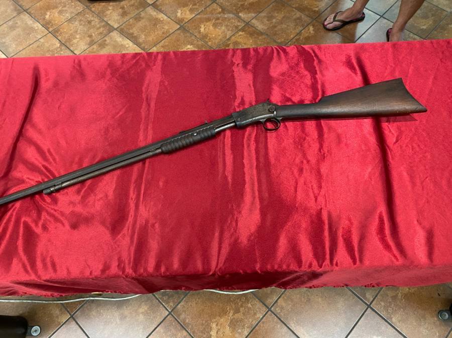 WINCHESTER Pump Action > Model 1890, 24