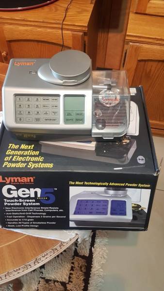LYMAN GEN5 TOUCH-SCREEN POWDER SYSTEM, Hi, I am selling my Lyman Gen5 Touch-screen Powder System, it is slightly used and in perfect working condition