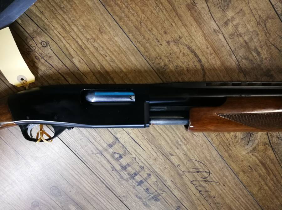 SKB 12ga Pump Action Shotgun, R 4,500.00