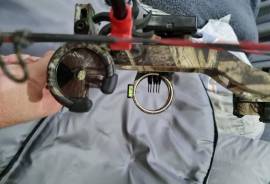 LH PSE OMEN PRO , LH PSE OMEN PRO for sale,full kit
29.5inch draw
Includes bag and 3 arrows