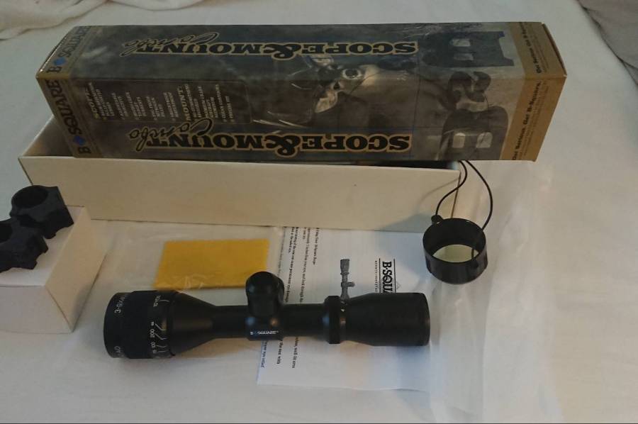 .22 scope B-SQUARE 3-9X40, Super Rare B-SUARE rimfire scope, extremely clear with Adjustable Objective from as low as 10 yds to infinity! Perfect choice for the dedicated rimfire (or also Air Gun) shooter. Brand NEW in its box with manual, lens cloth, protective covers and BONUS 1