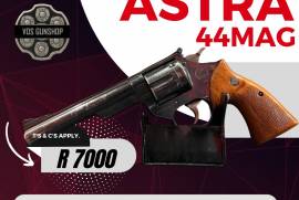 Revolvers, Revolvers, ASTRA 44 MAG ONLY R7000, 44MAG , Used, South Africa, Gauteng, Three Rivers