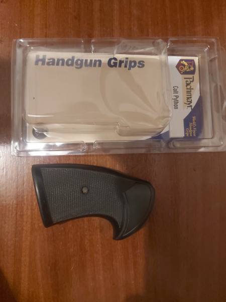 Various firearm components for sale, Good Day I have the following items for sale :
1. Hogue Monogrip for S&W model 19 and others - R 750
2. Colt 1911 original grips ( Brand new) - R 750
3. S&W model 19 original grips - R450
4. Pachmayr Colt Python presentation grips- R1000
5. UTG super slim RMR mount 45 degree- R 900
6. UTG multi function combo wrench for AR 15 - R 850
7. Glock shoulder stock ( fits any Gen 2, 3 or 4 ) - R 800

All prices are negotiable and reasonable offers will be considered.