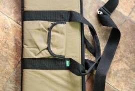 BUSHILL SOFTCASE SINGLE RIFLE BAG, Bushill Softcase Rifle Bag.
Excellent Condition.
0828701442