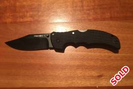 Cold steel, Cold steel recon 1 full size , new condition R 1100.00
Cold steel small recon , new condition R 800.00
Cold Steel voyager , new condition R 750.00
Benchmade Griptillian , slightly used R 1100.00
Zero Tolerance boot knife , new condition R 1200.00