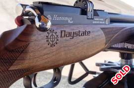 Daystate Huntsman Regal .22, Have not used this PCP a lott . comes with ammo,case, silencer and 2xmags