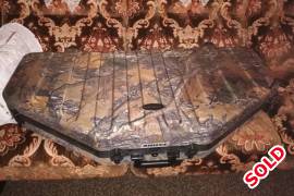 Vanguard camo hard case for bow , Vanguard camo hard case for bow in like new condition  ...
Don't let this gem slip through your fingers  ...
Bargain  , Contact Schalk 
0768310768
Pretoria Moot Mayville 
