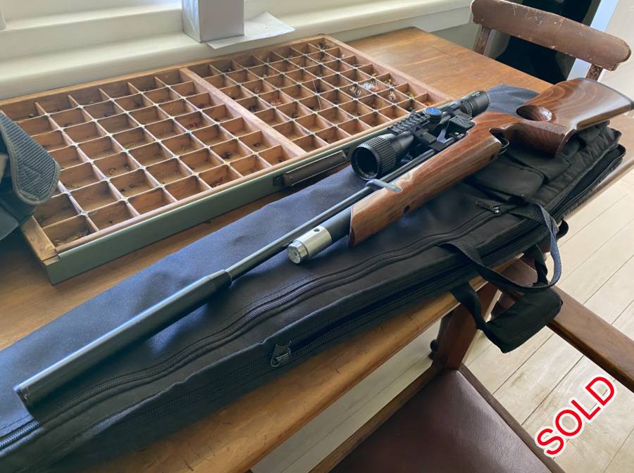 CZ200 PCP .177 Air rifle, CZ200 PCP .177 Air rifle with 10-shot magazine, Discovery 3-12 scope, 3 x picatinny rail mounts for camera, torch, etc. Cylinder modified for easy nozzle filling & increased power. Very good condition & extremely accurate - shoots 7.87gr pellets at 915fps.