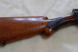 Browning shotgun, Browning 6 shot semi auto 12 cal shot gun. Excellent condition. Please contact me on 0713852337 or on my Gmail account. 
claudsimoes08@gmail.com. My Dad has the license up to date and has the serial number of the Shot gun if you require too. Price is negotiable 