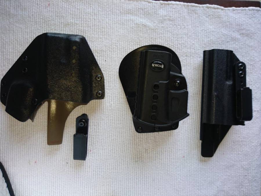 Holsters for Glock, Second Hand Holsters
Daniels IWB 
Fobus Paddle OWB
AIWB Side Car