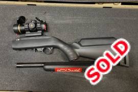 Ruger 10/22 Take down, This rifle has seen about 2 boxes at indoor Safari Outdoor range. Still in superb like new condition. No box or bag included. One mag. Fluted bullbarrel. Huge saving. Is a great shooter. Reason for sale, have bought a KIDD.