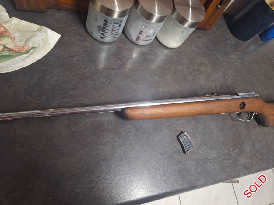 Winchester .22 LR for sale, Winchester .22LR for sale. With 5round mag
R4000 neg

Contact wiaan
061 194 5995