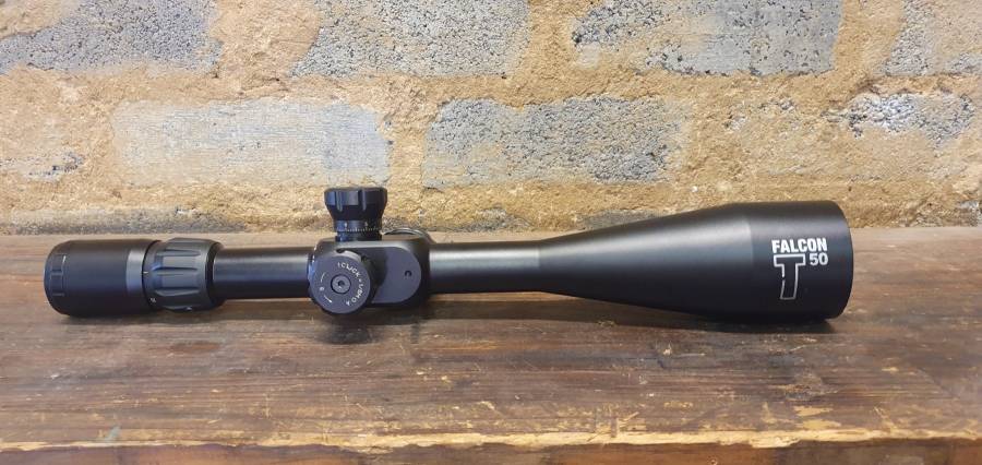 Falcon T50B-FT 10-50x60 MD Scope, Falcon T50B-FT 10-50x60 MD side focus rifle scope with large sidewheel and sunshade. This scope has amazing clarity and is widely used and sought after in Field Target shooting, etc. In Excellent condition. R6000.
 