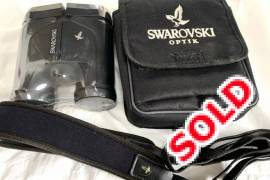 Swarovski Habicht 8x30 SLC WB, back from service., This model is in a great condition, just got it back from a full service, I have not opened it since I got it back as you can see on the photos. Optically, mechanically, and cosmetically great. Pristine eyepieces and objectives.
Come with original bag, carrying strap and booklet. The weight is only 590 grams, and the field of view is a nice 136 meters at 1000 meters.
All in all, a beautiful pair of compact binoculars from a top brand. 

 