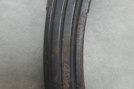 1 x R4/5 Rifle magazine, 1 x Metal R4/5 magazines in fair condition, is working 100% but have some rust on it of not using it for a long time. Can courier by useing postnet or courier guy but its for the buyers pocket


 