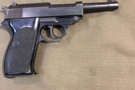 HANDGUN, Manurhin Pistolet P1 (French Made P-38) 9mmP self-loading pistol