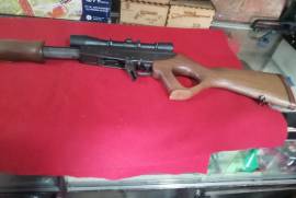 Vektor H5, This peice of South African Firearm history is in exceptional condition. Slight wear on bluing. In as original condition, comes with one 35rd mag.
Barrel threaded. 
Has a suppressor 
Scoped 
