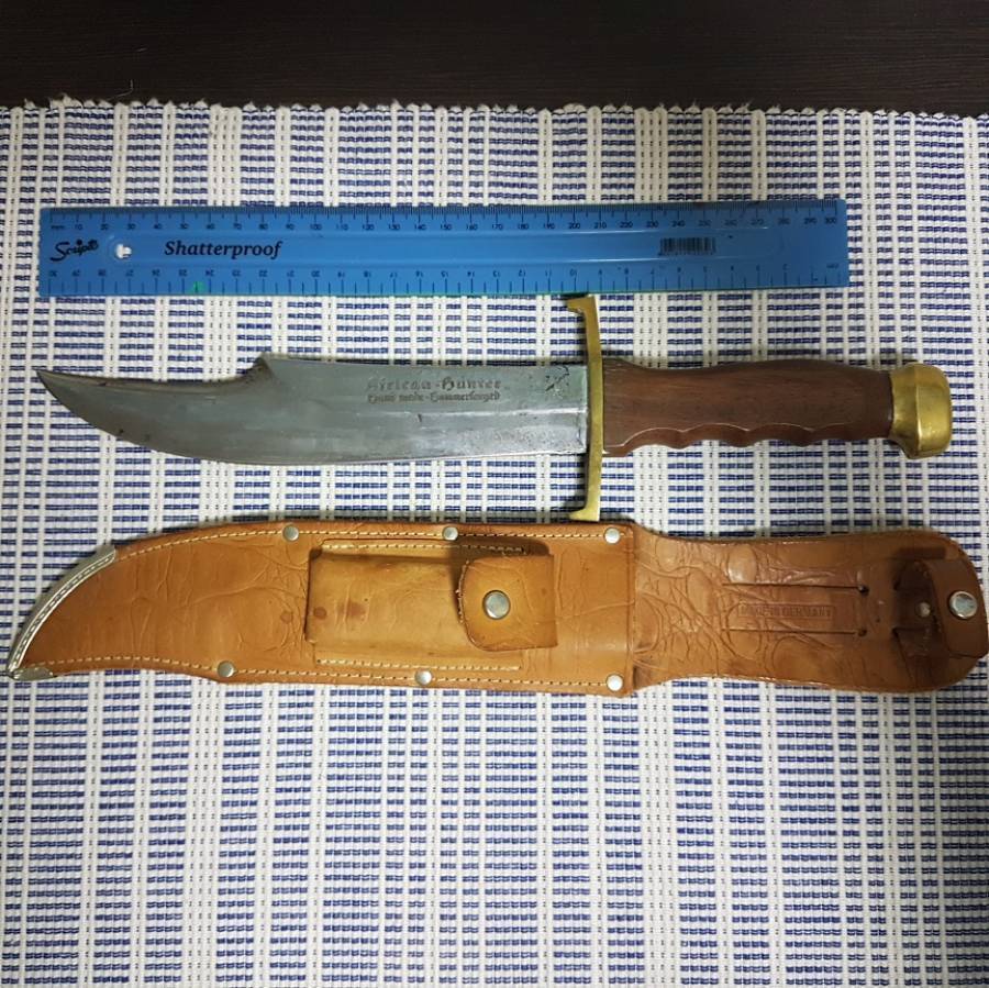 Carl Schliefer - Eye Brand , Any ideas on what this knife is worth please ? It belonged to my late father .  