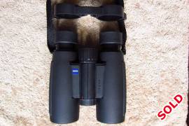 Zeiss Conquest 8x30 Binoculars, Brand new Zeiss 8x30 binoculars for sale R 9000.