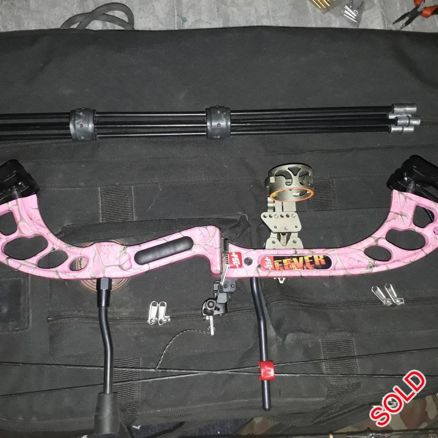 Pse fever one , Pse fever for sale. 
got limbsaver dropaway rest , cobra  optermiser , 
custom made stabilizer and bow bag. 
whatsapp me on 0791835620