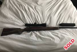 Howa M1500 full package , I am selling my Howa 30-06. This rifle is in a mint condition and maybe fired 100 rounds. Reason for selling is that I am immigrating. This rifles comes with a Boyd’s Royal Jacaranda Laminate stock. It is also threaded for a silencer and the silencer comes with the rifle. It also comes fitted with a Sightron Big Sky 4.5-14x44 rifle scope. This scope is crystal clear! 
