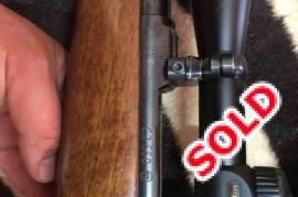 CZ 550 Lux .243 for sale. , Selling my .243 CZ 550 Lux to Finance another project. Rifle is in excellent condition and very well looked after. Barrel threaded for silencer and includes thread cap. Also includes CZ rifle sling; approximately 50 once fired cases, Nikon prostaff 4-12x40 scope. Suppressor not included. Very accurate right rifle. 